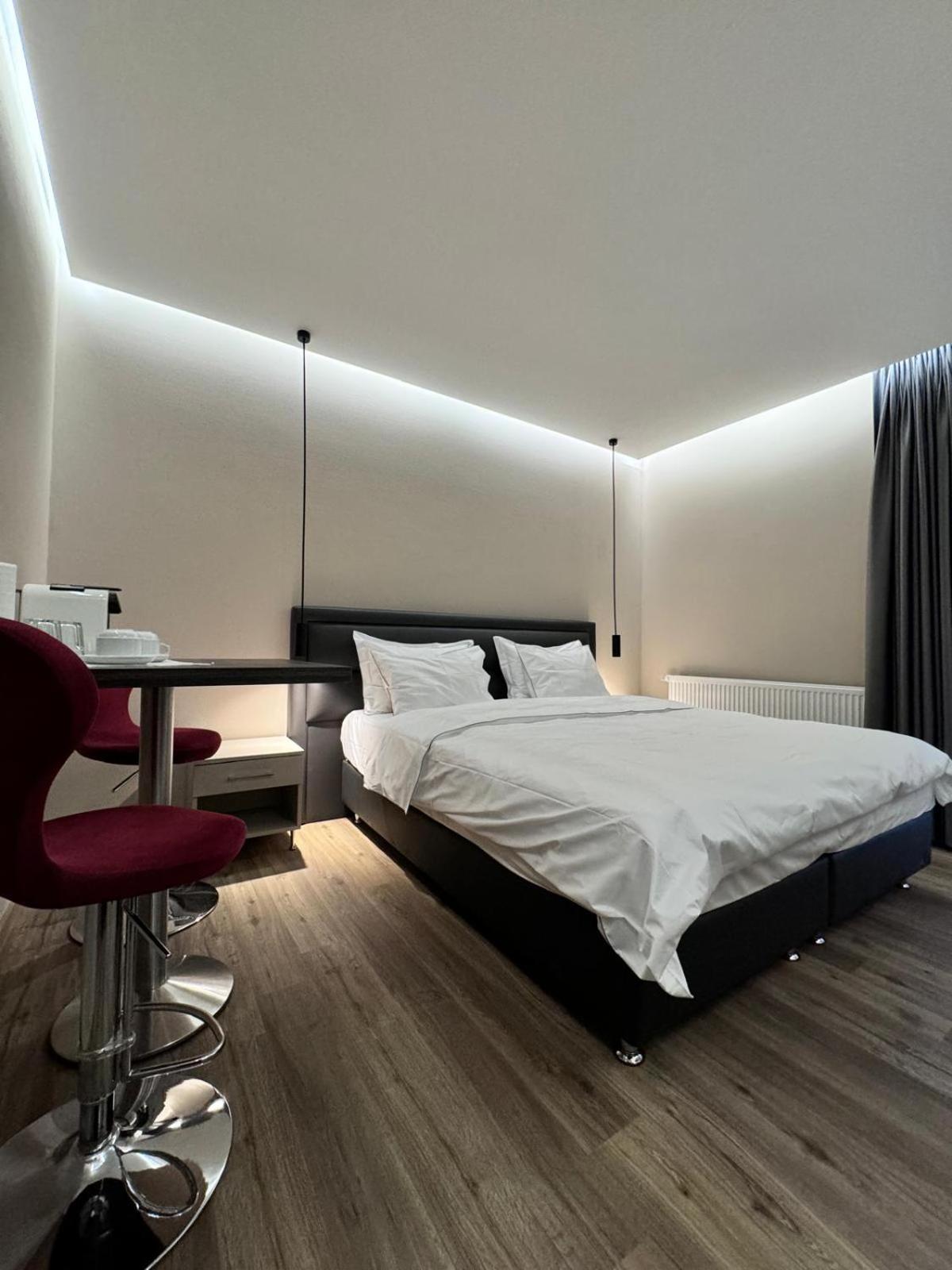 Comfort Boardinghouse Корнвестхайм Екстериор снимка